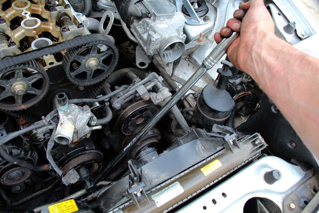 MX5Parts Guide to Changing the Timing Belt 1