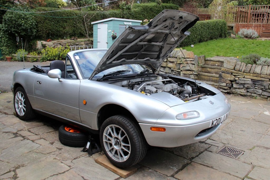 How to change the oil on your MX5