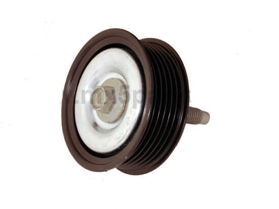 Fan belt clearance pulley