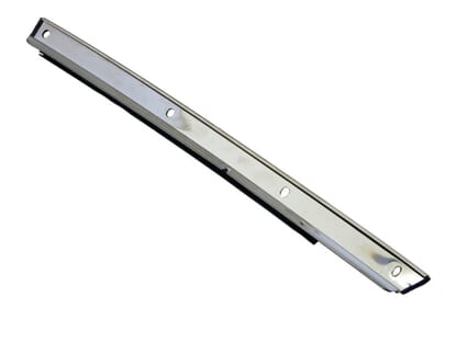 Picture of RHT Roof Front Side Seal Retainer, MX5 Mk3/3.5/3.75